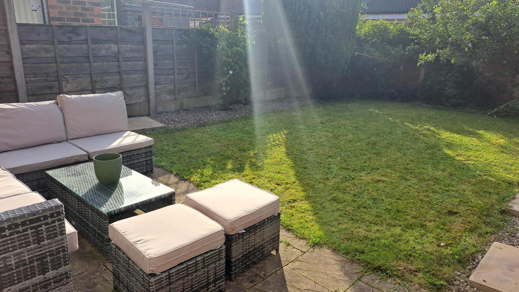 The Heart - Cosy 3 Bedroom House With Double Driveway And Garden In Manchester Exterior photo